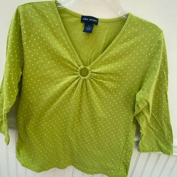 Green and White Polka Dot Top size Medium tee t-shirt - Picture 6 of 7